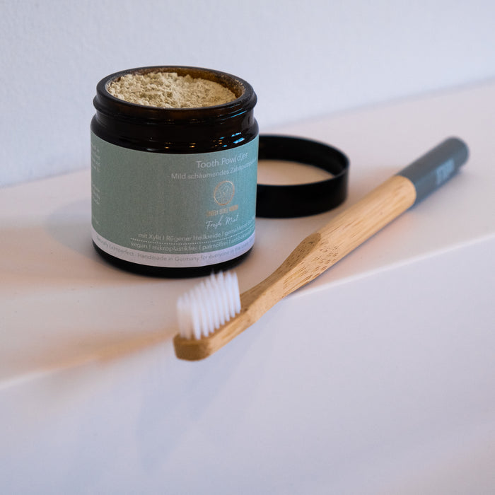 Tooth Pow(d)er Fresh Mint